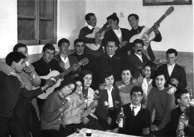 Foto de los quintos de 1964 de Mayorga