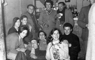 Foto de la celebración de la Nochevieja en Mayorga. Muchos de la Peña el Silencio. 1976
