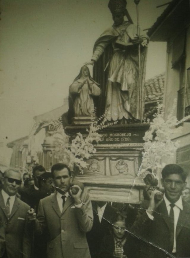 Foto de la procesión de Santo Toribio en Mayorga 1964