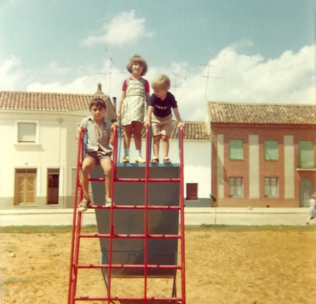 Foto del parque del Rollo en Mayorga 1976