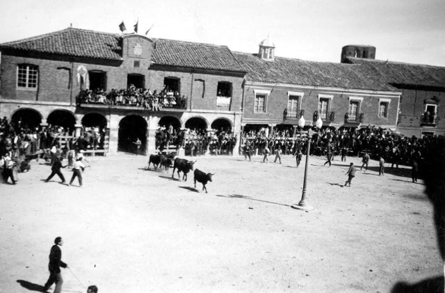 Panorámica de la Plaza de toros Mayorga 1960