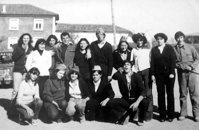 Foto de los quintos de Mayorga nacidos en 1962. Año 1980