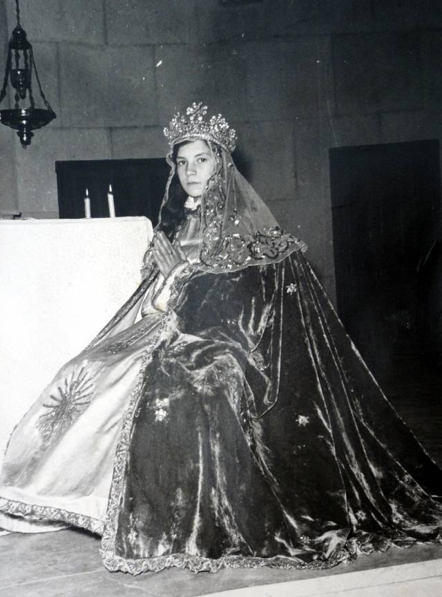 Mercedes Fernández como Virgen María en la corderada de 1971
